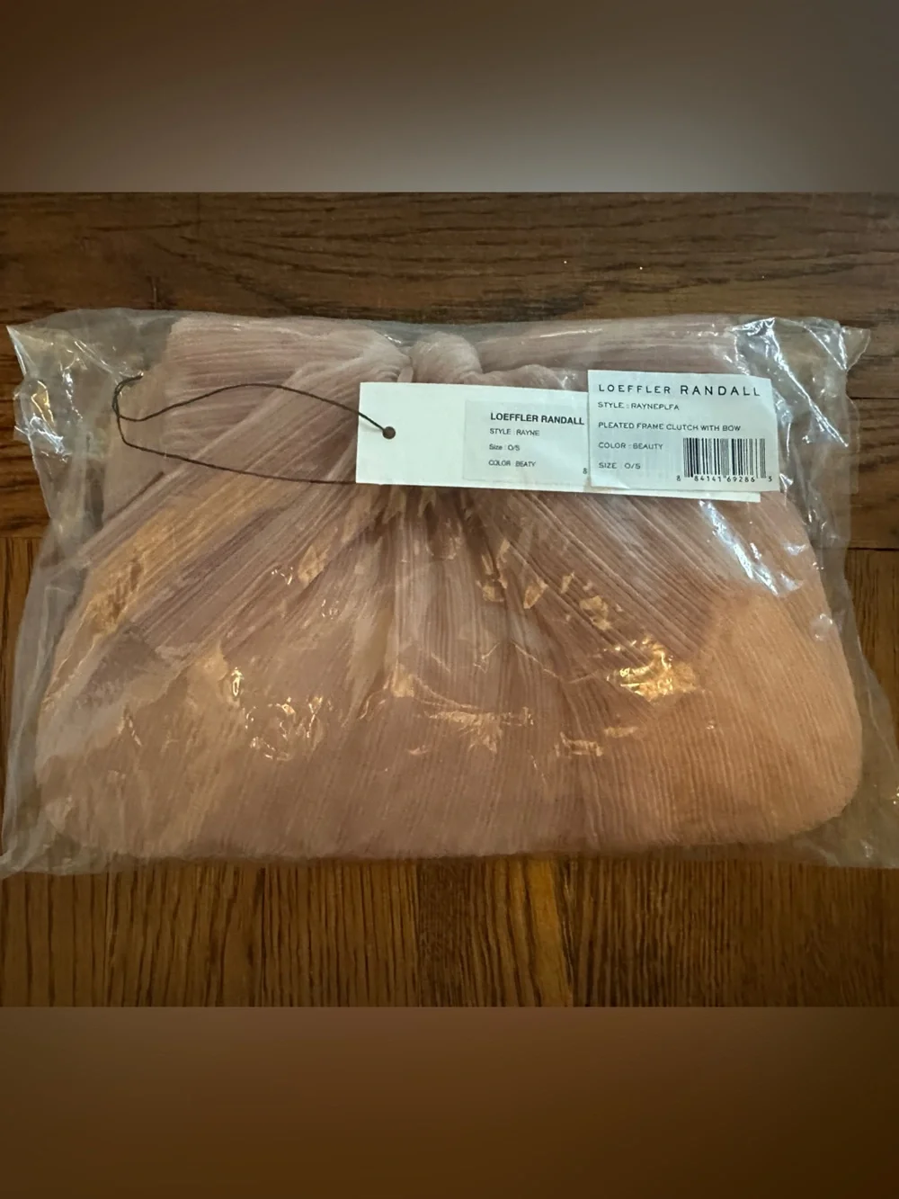 NEW Loeffler Randall Rayne Bow Clutch. Beauty. NWT